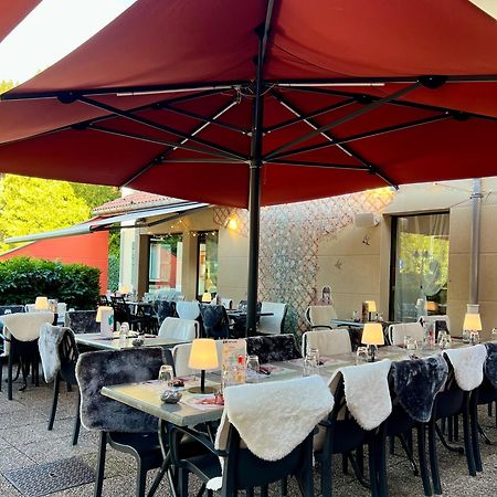 Logis Hotel, Chalets Et Restaurant Les Chatelmines 라브레세 외부 사진