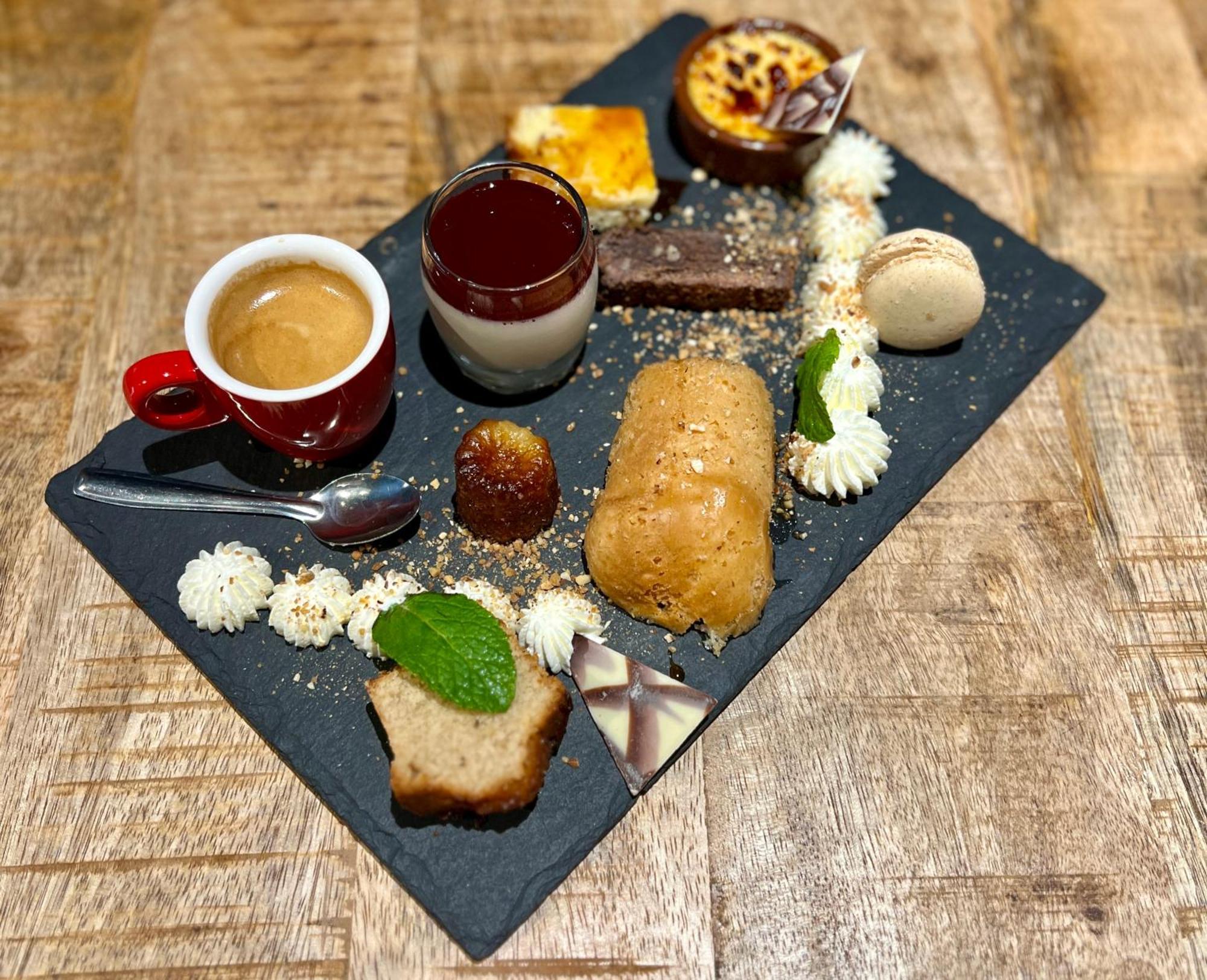 Logis Hotel, Chalets Et Restaurant Les Chatelmines 라브레세 외부 사진